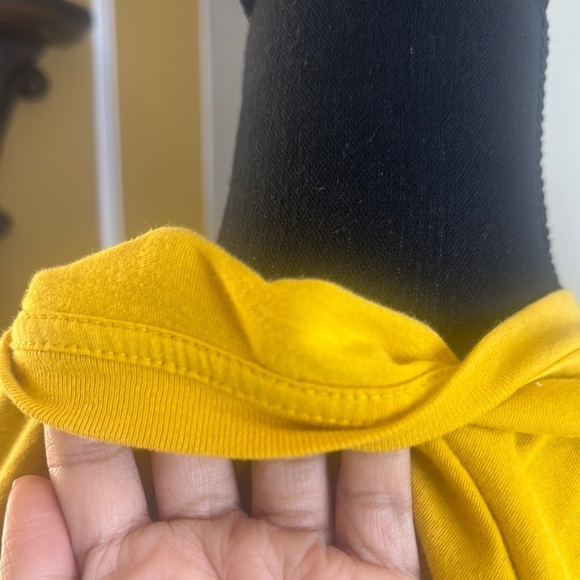 Willie Nelson Yellow Graphic T-Shirt - Picture 6 of 9